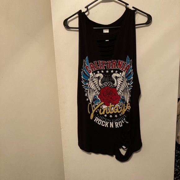Vintage inspired graphic muscle tank - Picture 2 of 5